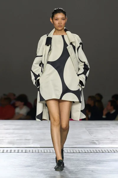 Look 54
